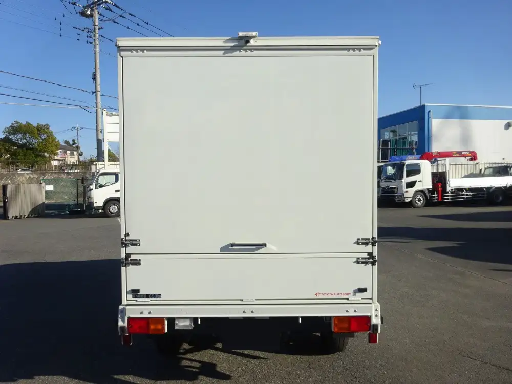 トヨタ タウンエース 小型 特殊車両 5BF-S403U R4の中古トラック画像6