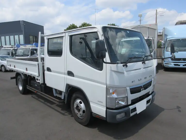 三菱 キャンター 小型 平ボディ Wキャブ TPG-FEA20の中古トラック画像3