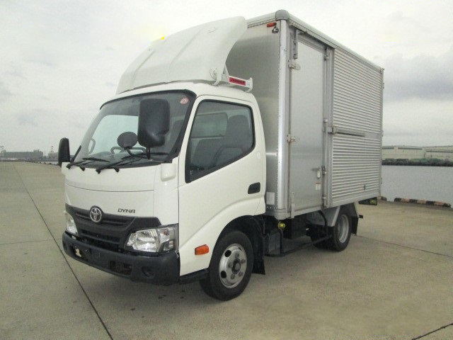 トヨタ ダイナ 小型 アルミバン 10尺 TPG-XZU605