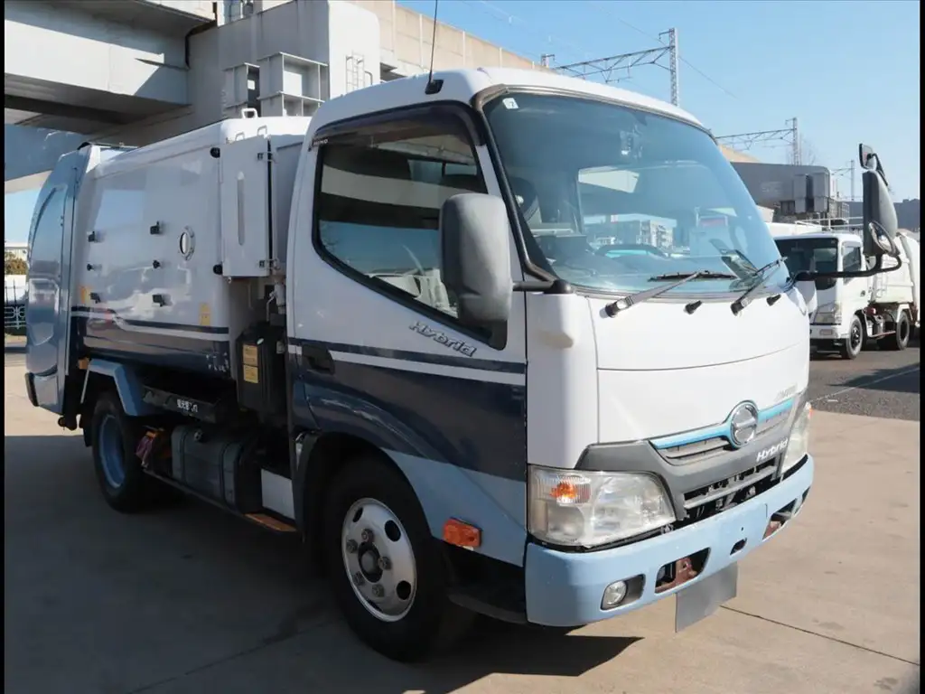 日野 デュトロ 小型 パッカー車 巻き込み式 TSG-XKU600Xの中古トラック画像2