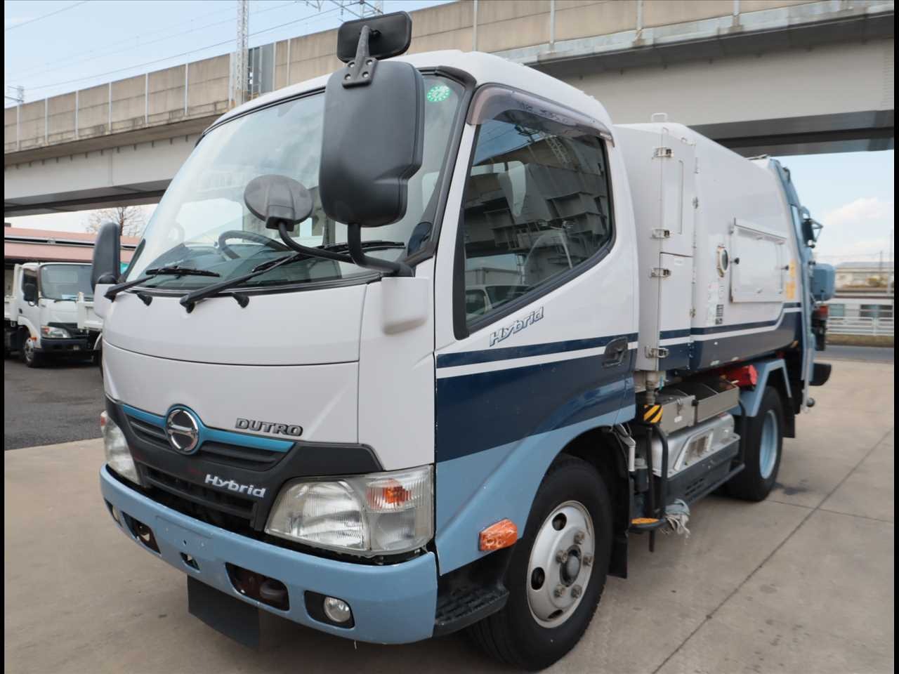 日野 デュトロ 小型 パッカー車 TSG-XKU600X