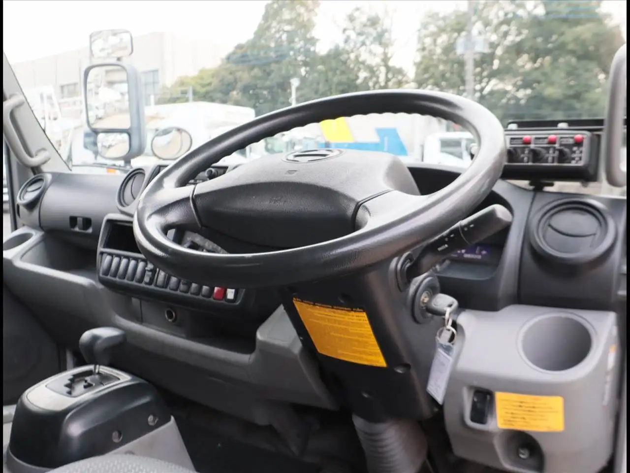 日野 デュトロ 小型 パッカー車 巻き込み式 回転ダンプ式の中古トラック画像11