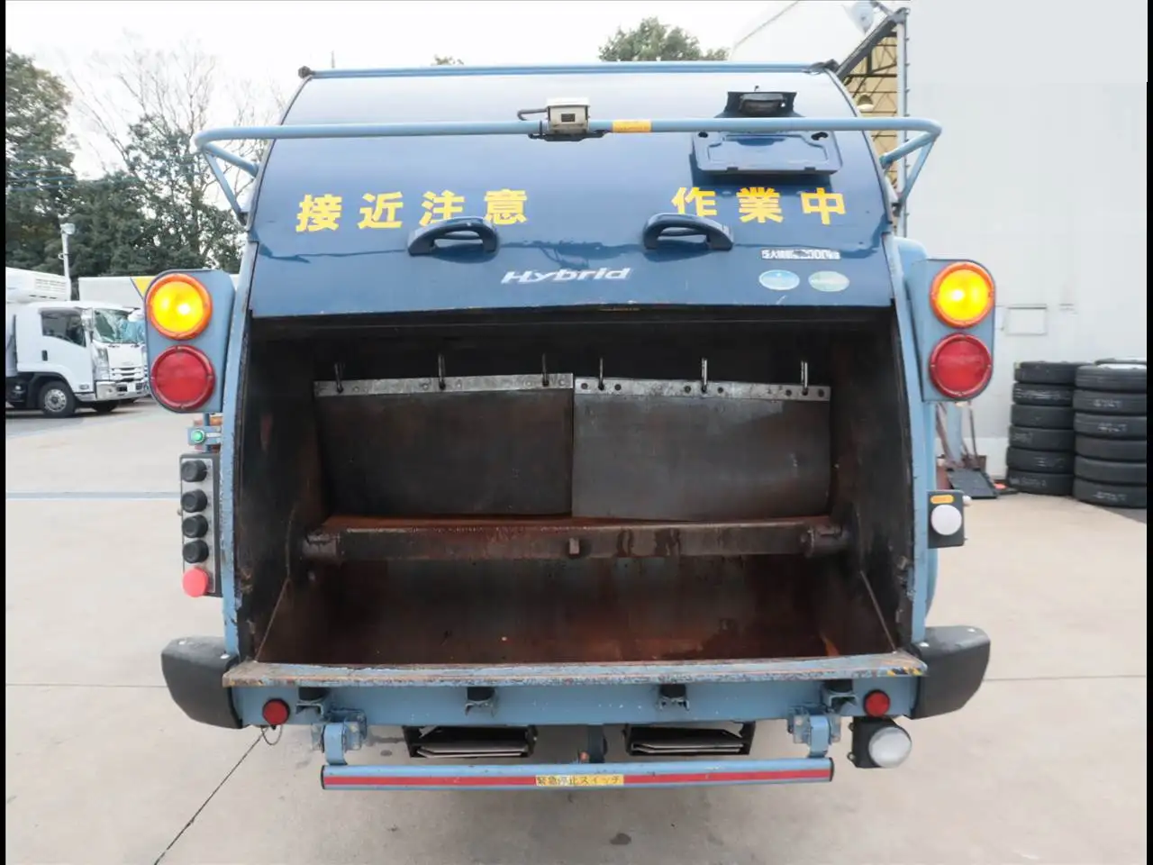 日野 デュトロ 小型 パッカー車 巻き込み式 回転ダンプ式の中古トラック画像5
