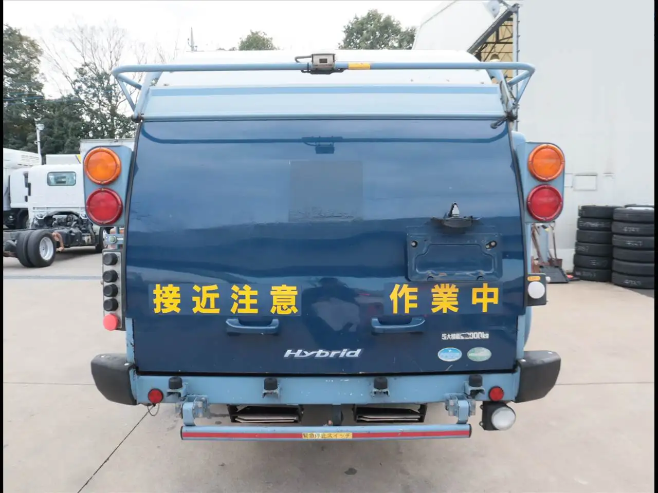 日野 デュトロ 小型 パッカー車 巻き込み式 回転ダンプ式の中古トラック画像4