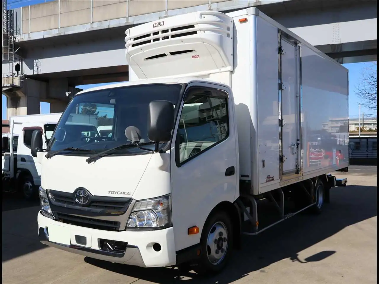 トヨタ トヨエース 小型 冷凍冷蔵 低温 パワーゲート の中古トラック【車両No.180522】