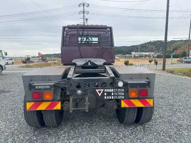いすゞ ギガ 大型 トラクター ハイルーフ 2デフの中古トラック画像4