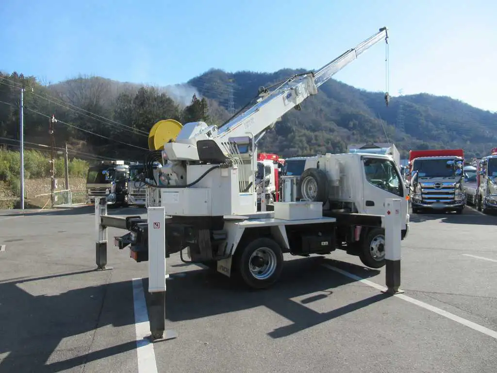日野 デュトロ 小型 高所・建柱車 建柱車 BDG-XZU354Eの中古トラック画像4