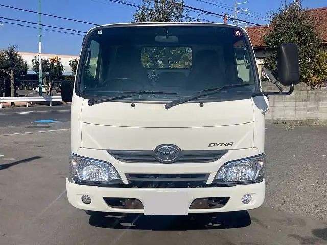 トヨタ ダイナ 小型 平ボディ QDF-KDY231 H30の中古トラック画像2