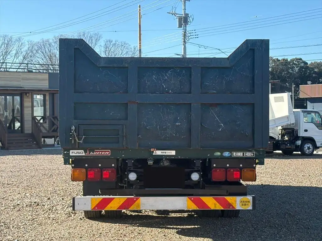 三菱 ファイター 中型/増トン 平ボディ ベッド 2KG-FK62FZの中古トラック画像4