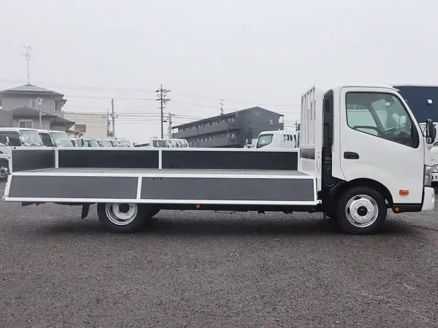 トヨタ ダイナ 小型 平ボディ 2RG-XZU710 H31/R1の中古トラック画像8