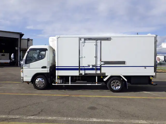 三菱 キャンター 小型 冷凍冷蔵 中温 床ステンの中古トラック画像5