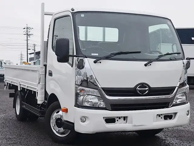 日野 デュトロ 小型 平ボディ 床鉄板 TKG-XZU700Mの中古トラック画像2