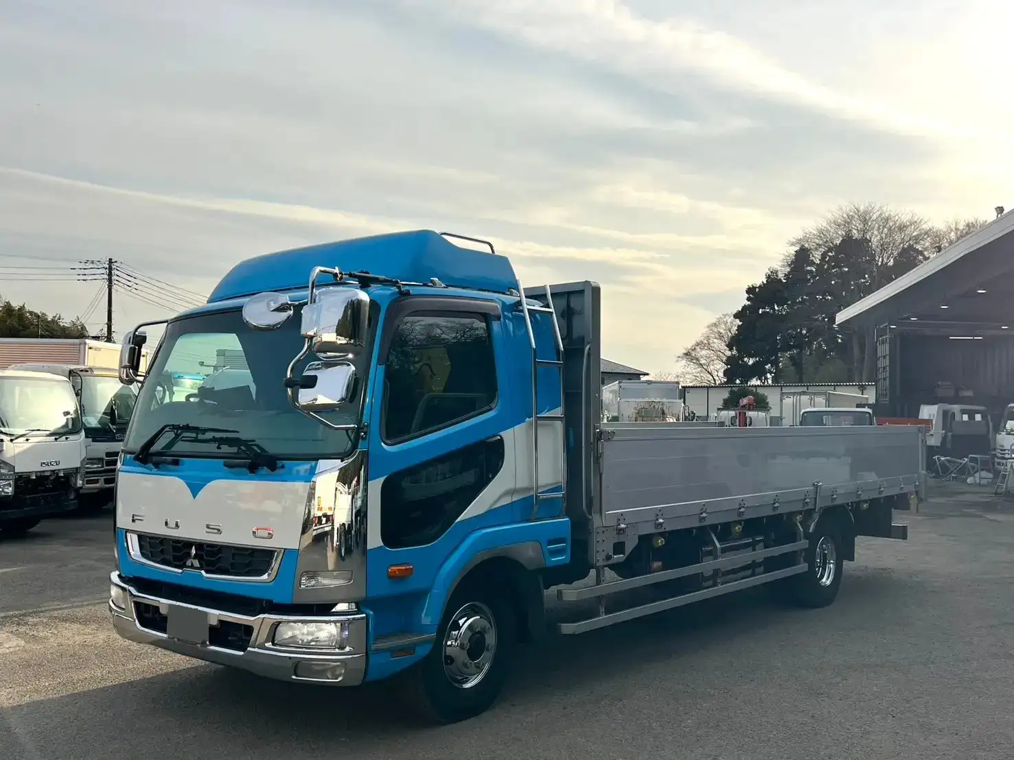 三菱 ファイター 中型/増トン 平ボディ アルミブロック ベッド｜画像1