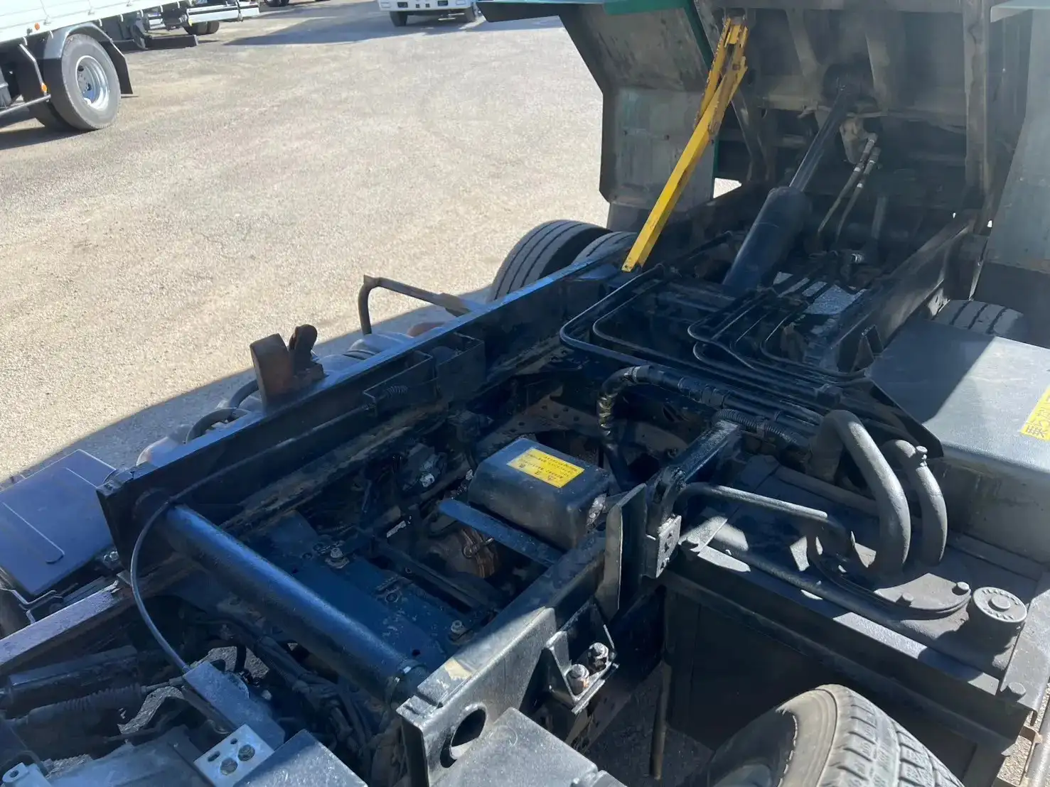いすゞ エルフ 小型 パッカー車 巻き込み式 回転ダンプ式の中古トラック画像15