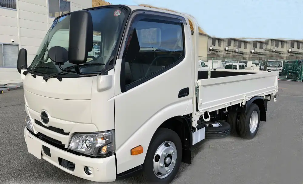 日野 デュトロ 小型 平ボディ 床鉄板 2KG-XZC605Mの中古トラック画像1
