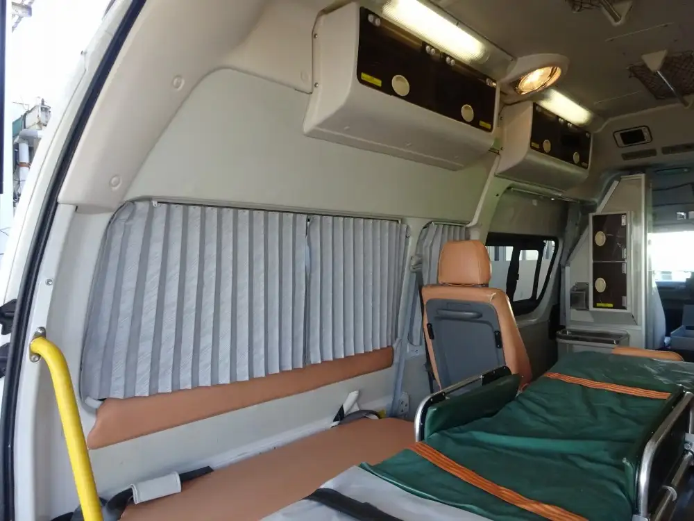 トヨタ ハイエース 小型 特殊車両 CBF-TRH226S H28の中古トラック画像15