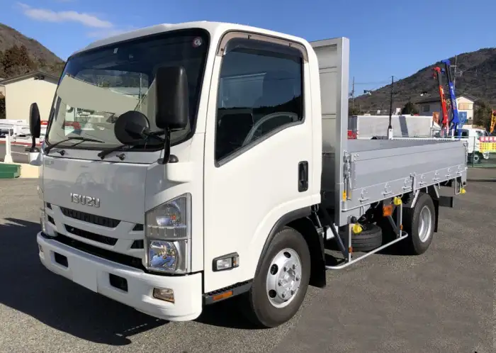 いすゞ エルフ 小型 平ボディ 床鉄板 アルミブロックの中古トラック画像1