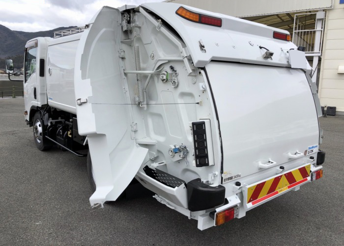 いすゞ エルフ 小型 パッカー車 巻き込み式 回転ダンプ式の中古トラック画像4