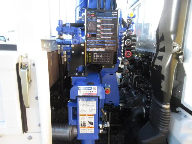 三菱 キャンター 小型 クレーン付 6段 ラジコンの中古トラック画像10