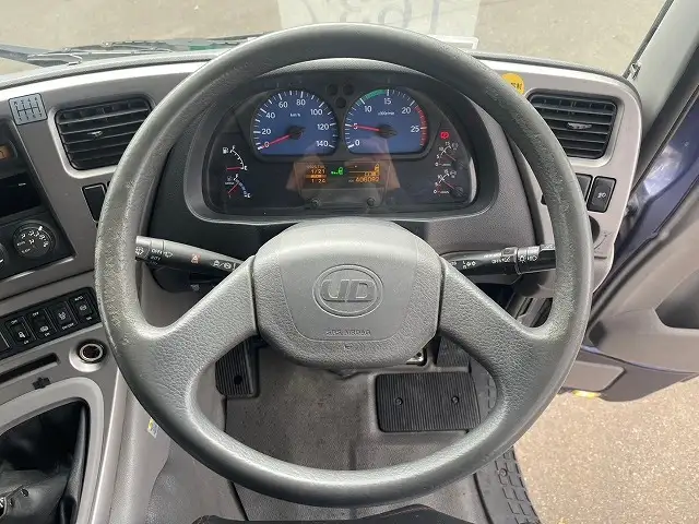 日産UD クオン 大型 平ボディ アルミブロック エアサスの中古トラック画像13