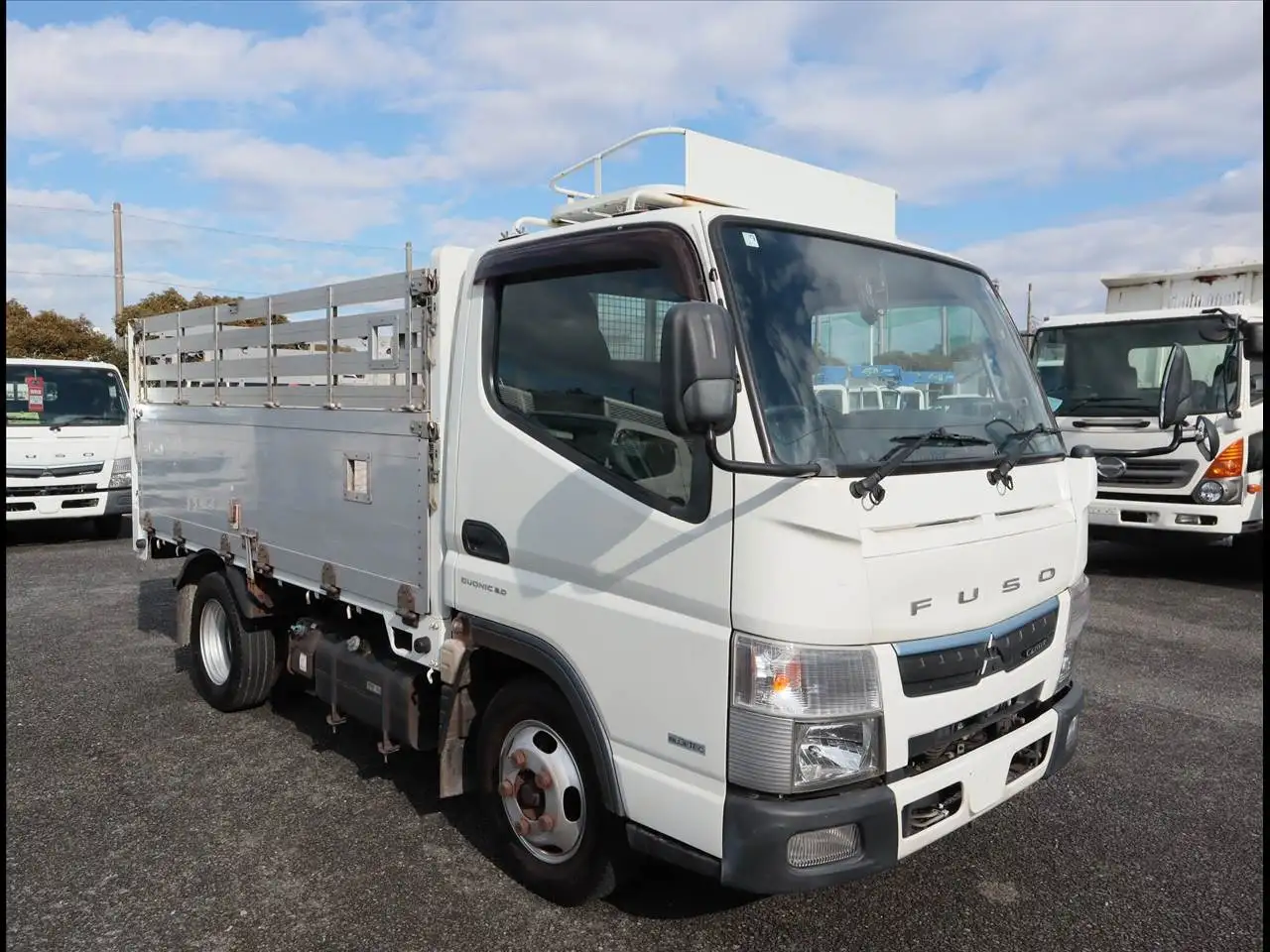 三菱 キャンター 小型 平ボディ アルミブロック TPG-FBA20の中古トラック画像2