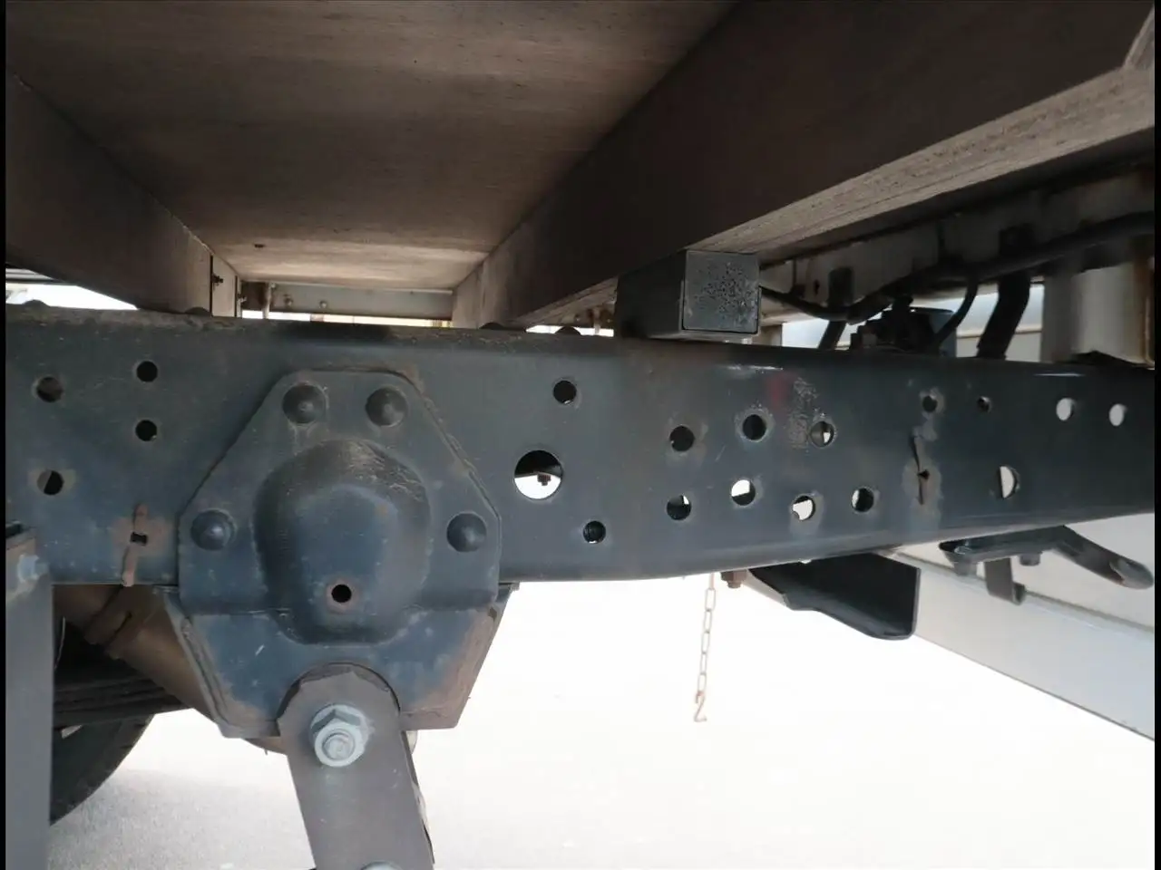 いすゞ エルフ 小型 平ボディ 2RG-NHS88A H31/R1の中古トラック画像像17