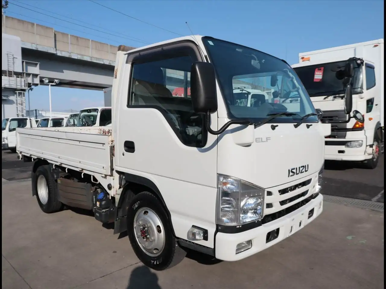 いすゞ エルフ 小型 平ボディ 2RG-NHS88A H31/R1の中古トラック画像2