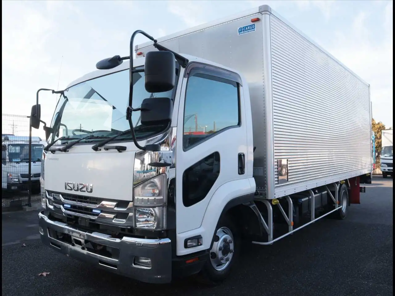 いすゞ フォワード 中型/増トン アルミバン パワーゲート 2RG-FRR90S2の中古トラック画像1