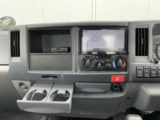 いすゞ エルフ 小型 平ボディ TRG-NJR85A H30の中古トラック画像14