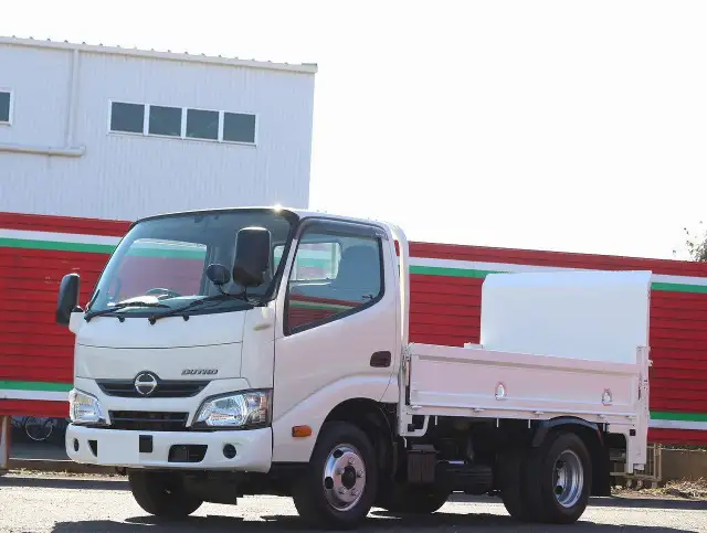 日野 デュトロ 小型 平ボディ パワーゲート TKG-XZC605M の中古トラック【車両No.181031】