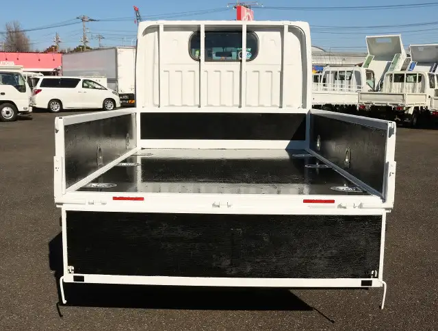 日産 アトラス 小型 平ボディ Wキャブ SKG-TZ2F4の中古トラック画像6
