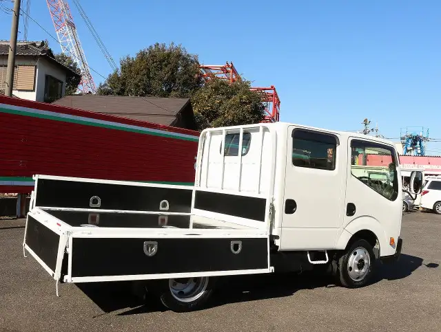 日産 アトラス 小型 平ボディ Wキャブ SKG-TZ2F4の中古トラック画像5
