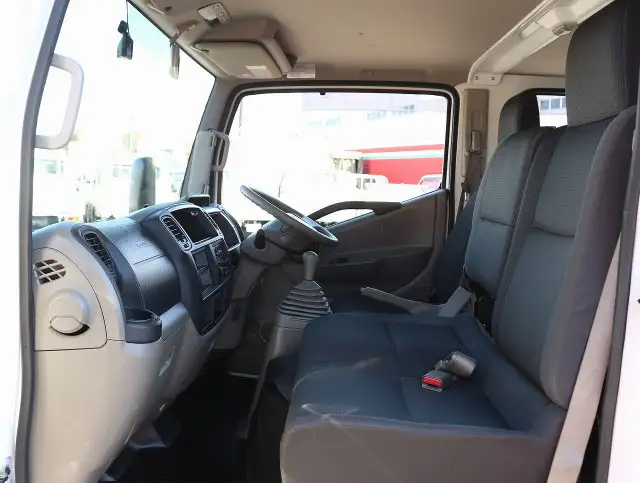 日産 アトラス 小型 平ボディ Wキャブ SKG-TZ2F4の中古トラック画像11