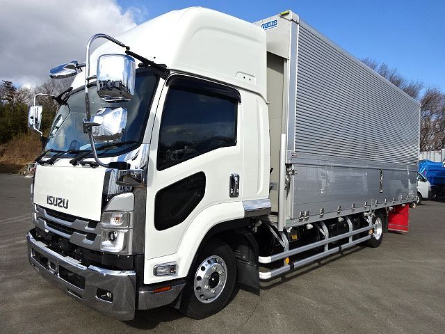 いすゞ フォワード 中型/増トン ウイング エアサス ベッド の中古トラック【車両No.188123】