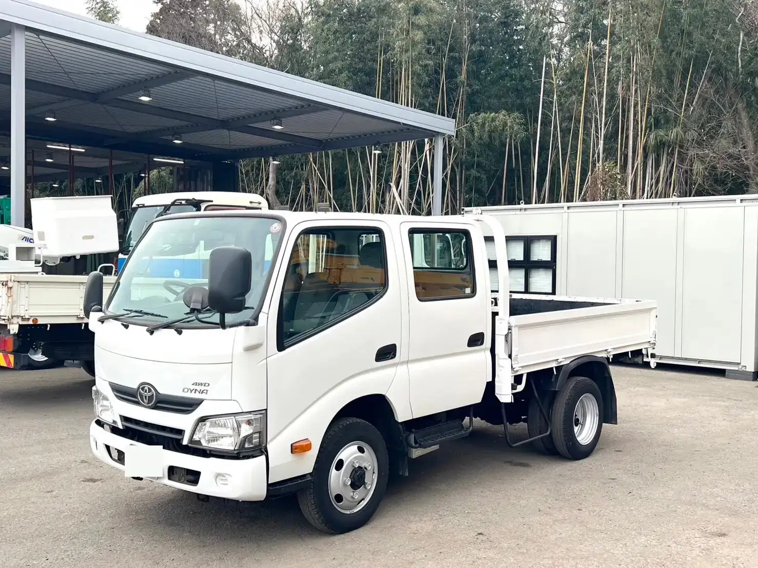 トヨタ ダイナ 小型 平ボディ Wキャブ TKG-XZU685の中古トラック画像1