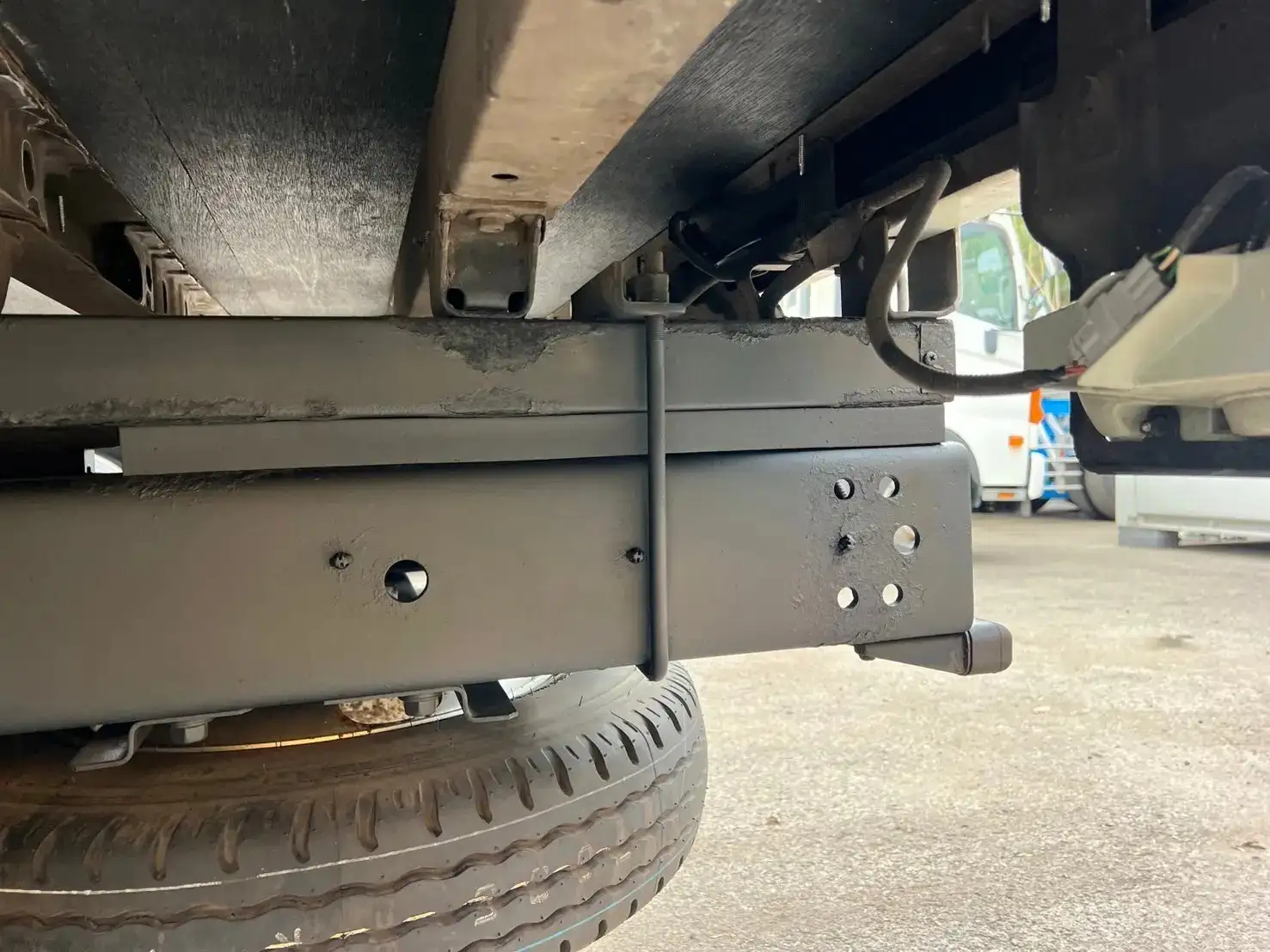 トヨタ ダイナ 小型 平ボディ Wキャブ TKG-XZU685の中古トラック画像像17