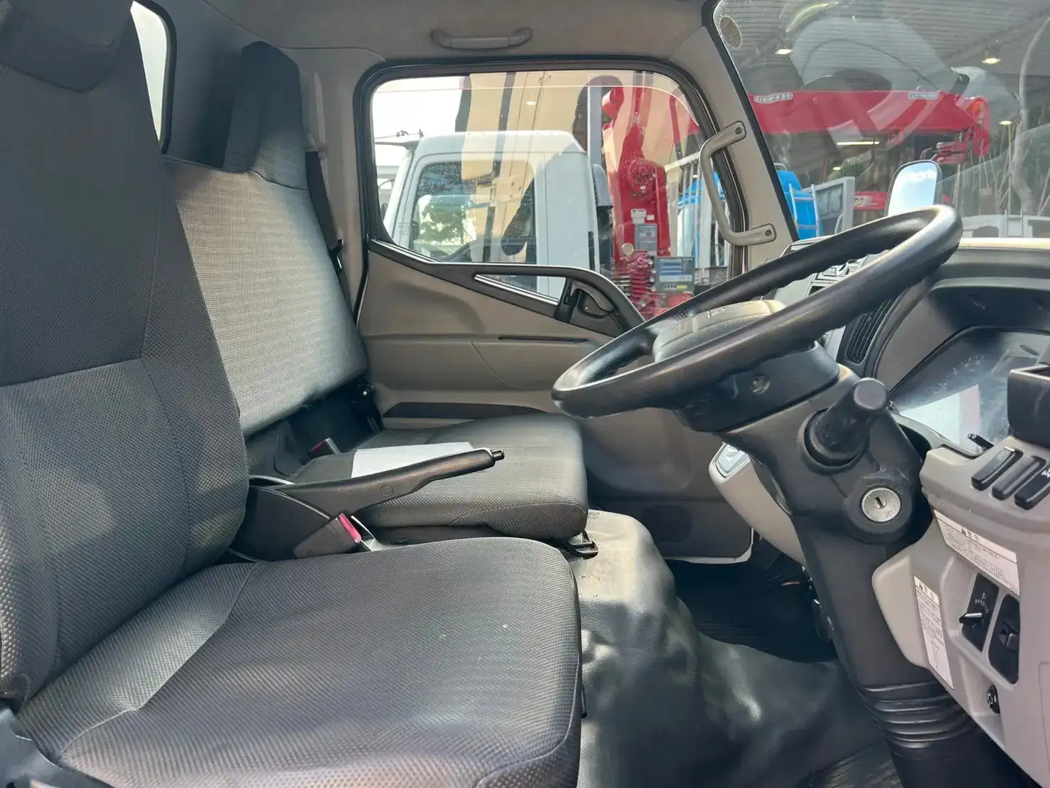 三菱 キャンター 小型 パッカー車 巻き込み式 回転ダンプ式の中古トラック画像11