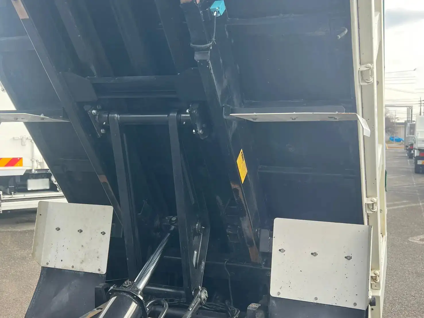 日野 デュトロ 小型 ダンプ ローダー コボレーンの中古トラック画像14