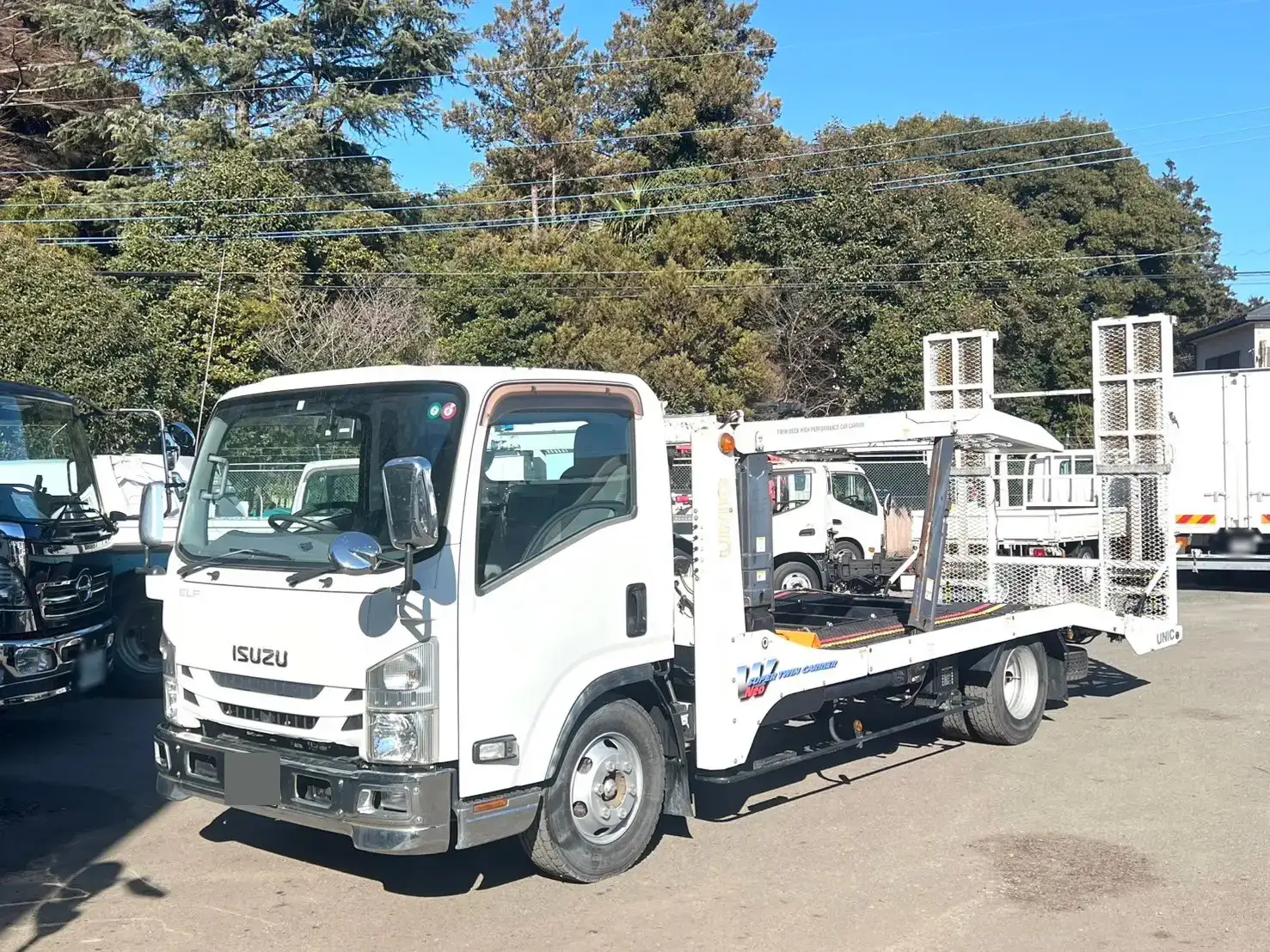 いすゞ エルフ 小型 車両重機運搬 ラジコン ウインチの中古トラック画像1