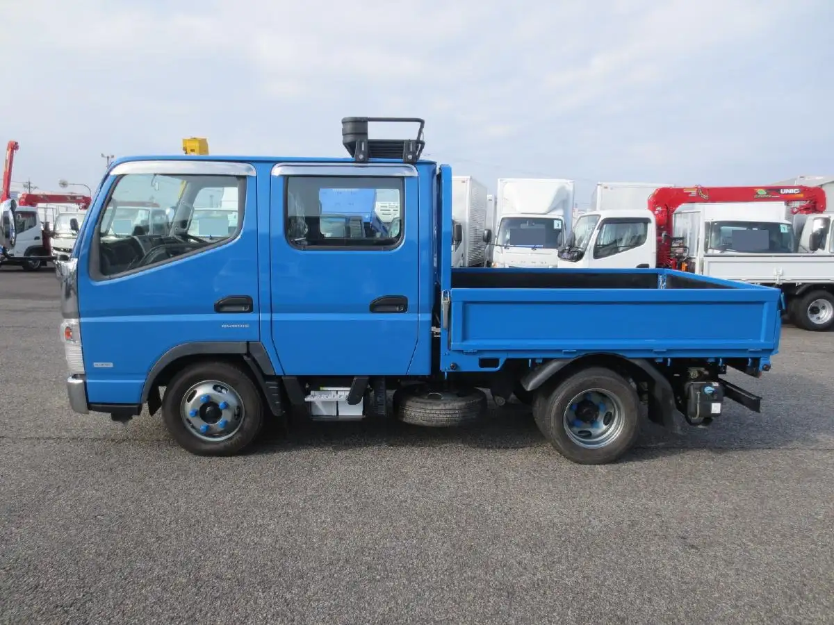 三菱 キャンター 小型 平ボディ Wキャブ TPG-FBA20の中古トラック画像4
