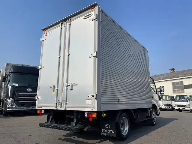 トヨタ ダイナ 小型 アルミバン LDF-KDY231 R3の中古トラック画像3