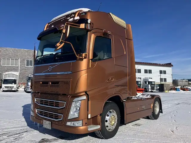 ボルボ トラック 大型 トラクター ハイルーフ 1デフ｜画像1