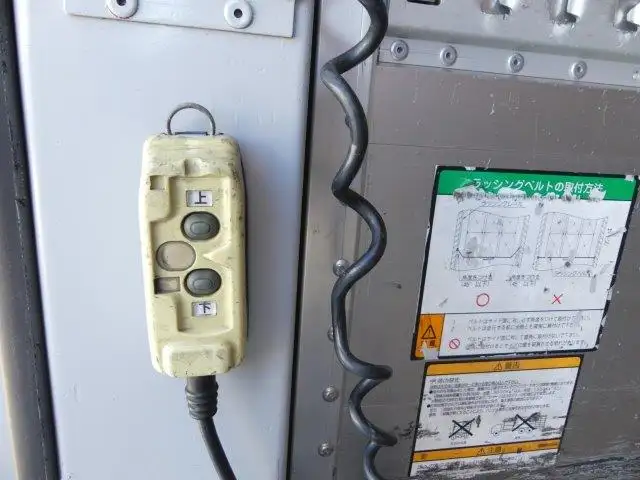 いすゞ フォワード 中型/増トン ウイング パワーゲート エアサスの中古トラック画像9