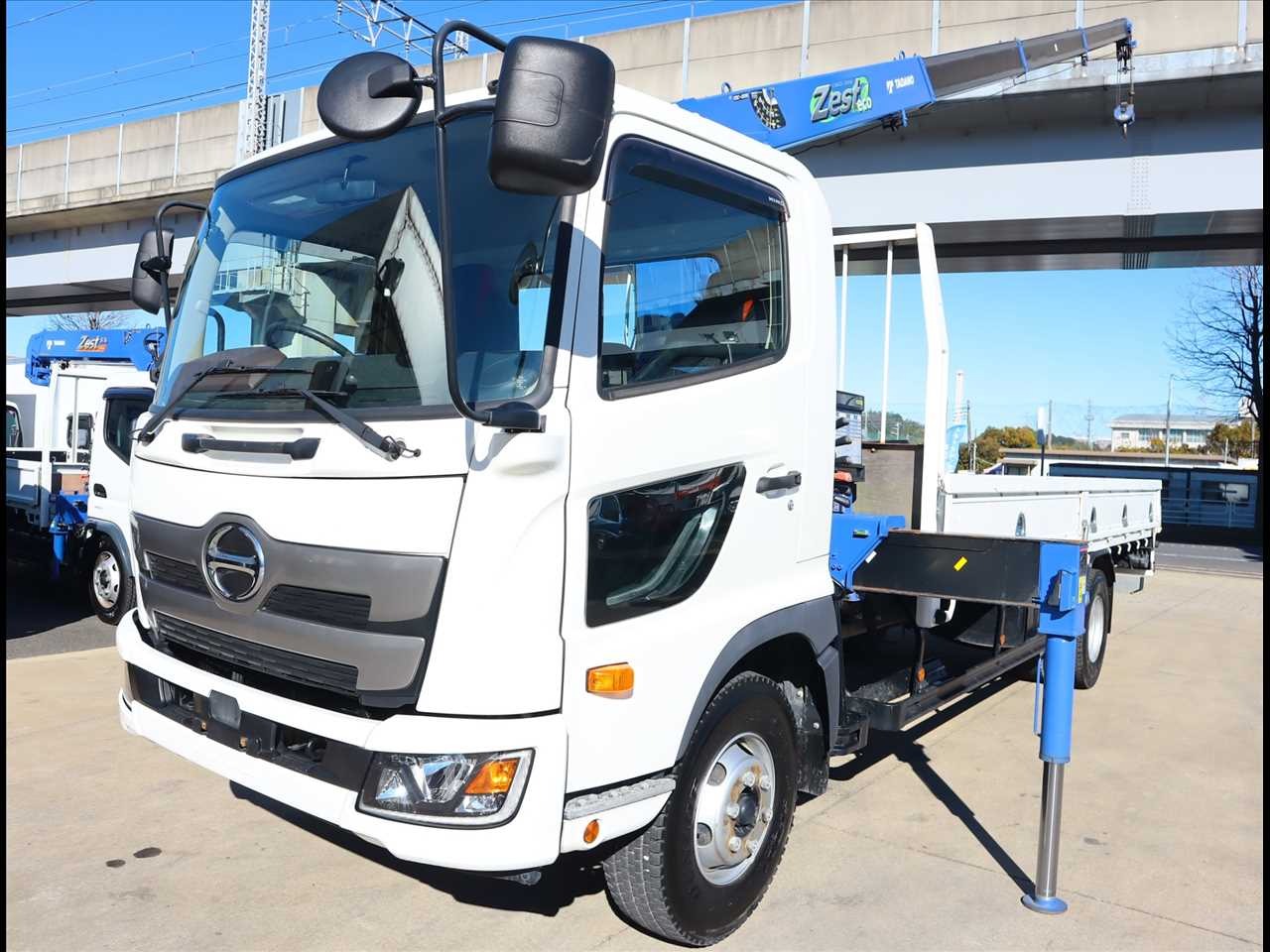 日野 レンジャー 中型/増トン クレーン付 標準 2KG-FC2ABA