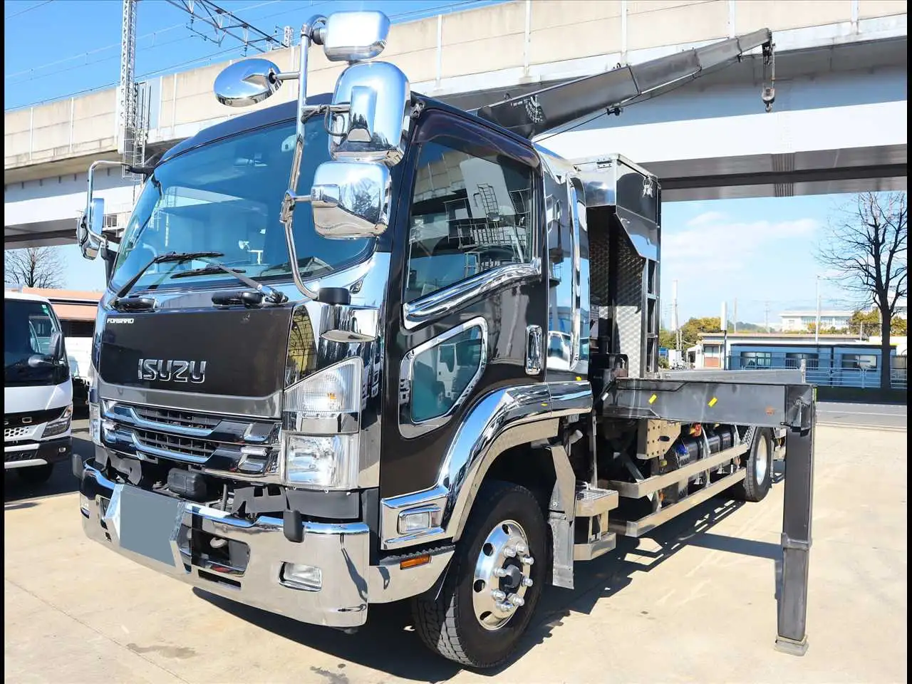 いすゞ フォワード 中型/増トン クレーン付 アルミブロック 4段 の中古トラック【車両No.181376】