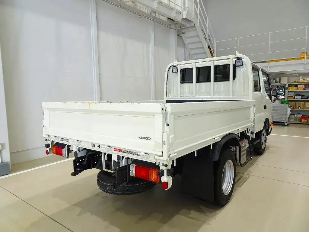 日野 デュトロ 小型 平ボディ Wキャブ 2KG-XZU685Mの中古トラック画像2