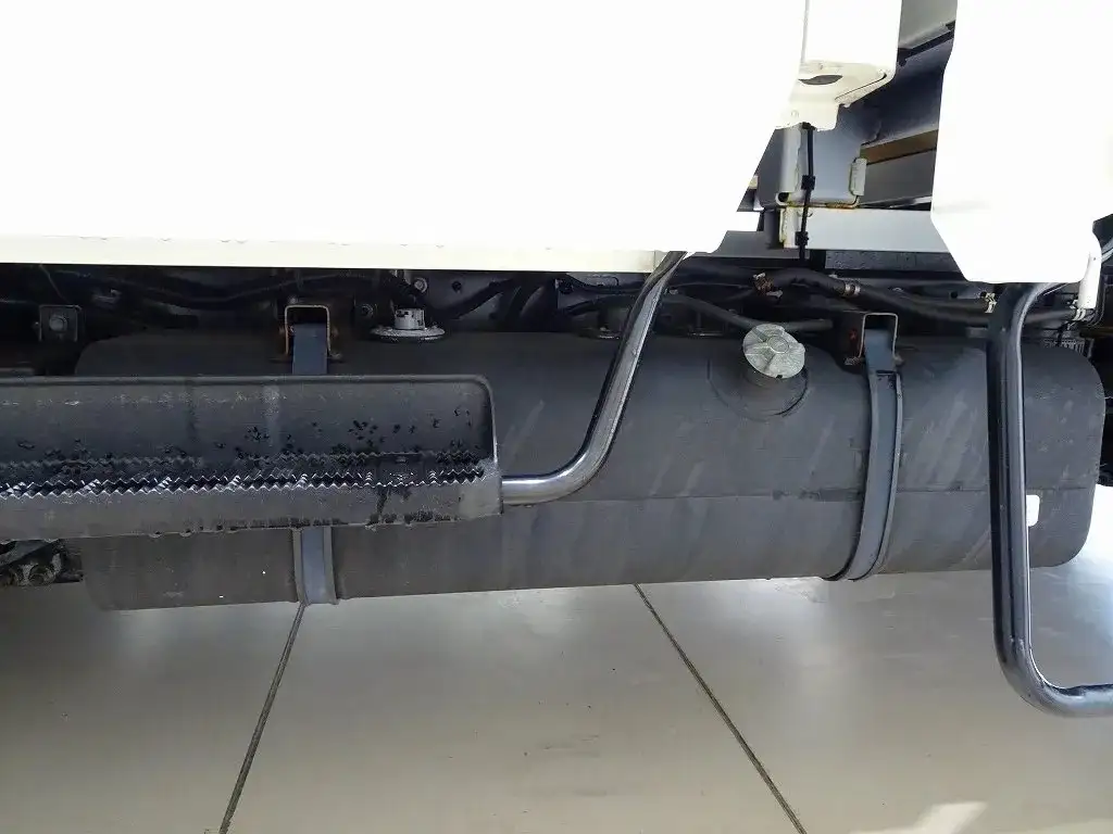 日野 デュトロ 小型 平ボディ Wキャブ 2KG-XZU685Mの中古トラック画像像17