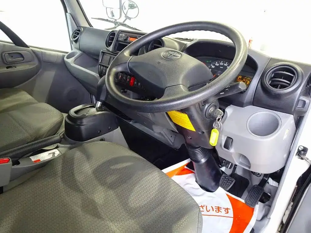 トヨタ ダイナ 小型 平ボディ Wキャブ 2DG-GDY281の中古トラック画像8