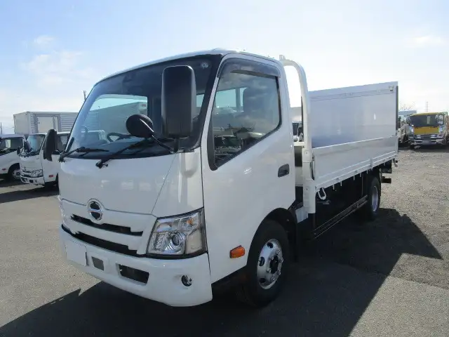 日野 デュトロ 小型 平ボディ パワーゲート 2KG-XZU710M の中古トラック【車両No.181346】