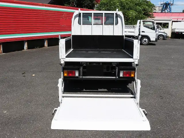 いすゞ エルフ 小型 平ボディ Wキャブ パワーゲートの中古トラック画像5